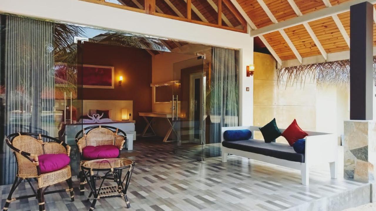 Blue Waves Kite Surfing Beach Resort Калпития Екстериор снимка