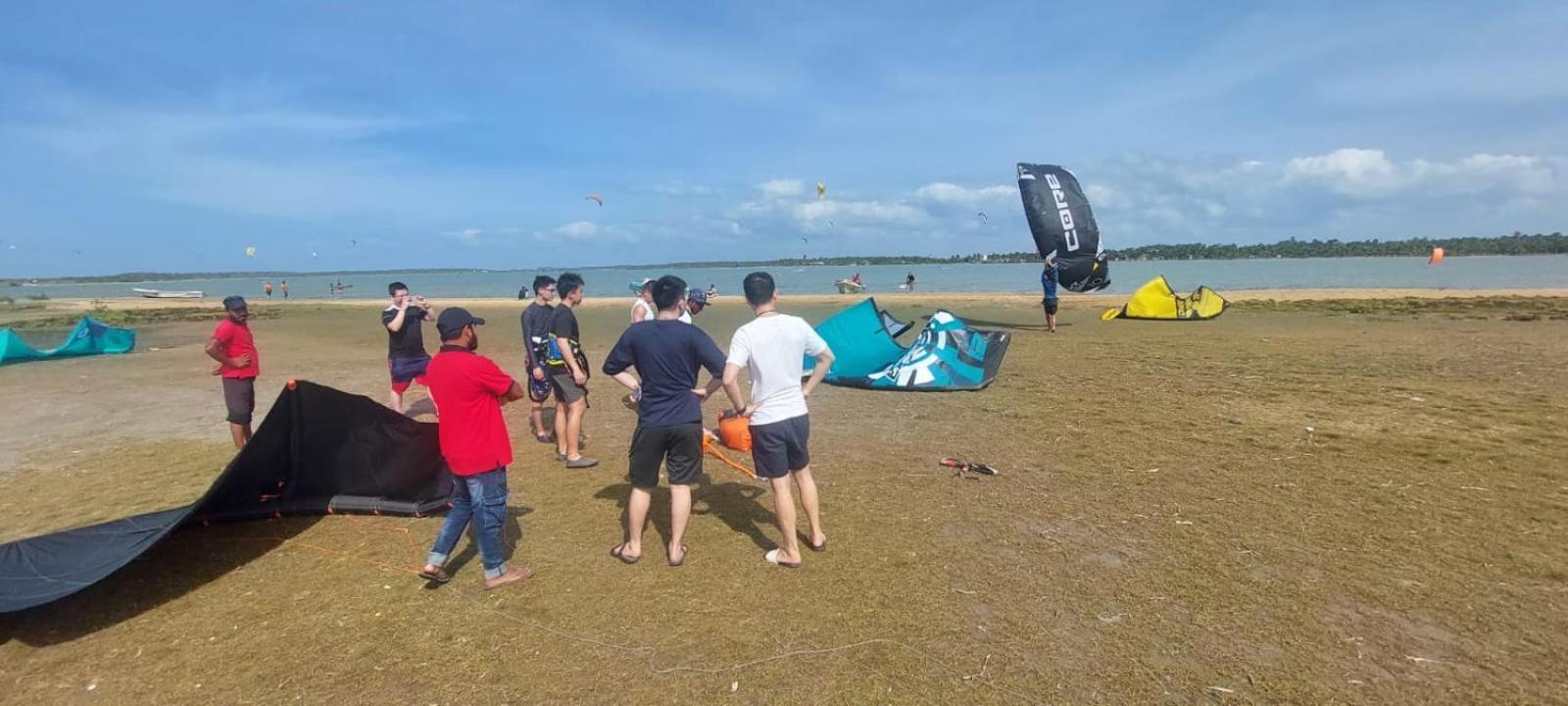 Blue Waves Kite Surfing Beach Resort Калпития Екстериор снимка