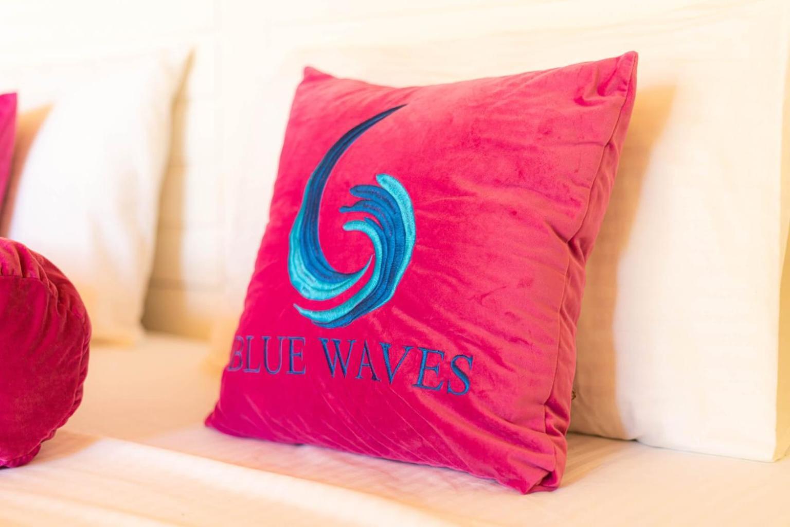 Blue Waves Kite Surfing Beach Resort Калпития Екстериор снимка
